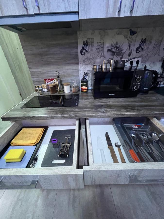 예레반 Cool Blue Interior Self Check In 아파트 외부 사진