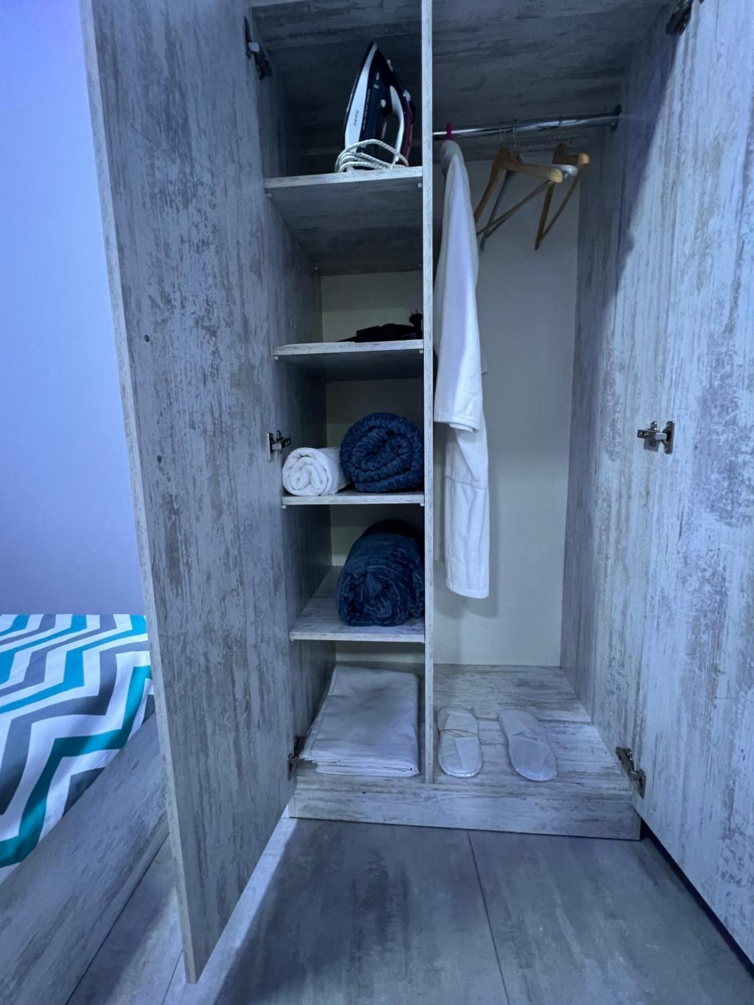 예레반 Cool Blue Interior Self Check In 아파트 외부 사진